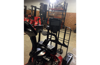 Raymond 8400 Pallet Rider Mount